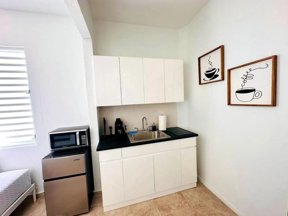 Apartment Centrally Located Modern Studio San Juan