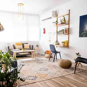  Auberge de jeunesse Santurcia (adults Only)